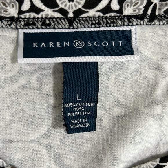Karen Scott Tri Colored Women’s Top. - Picture 3 of 4